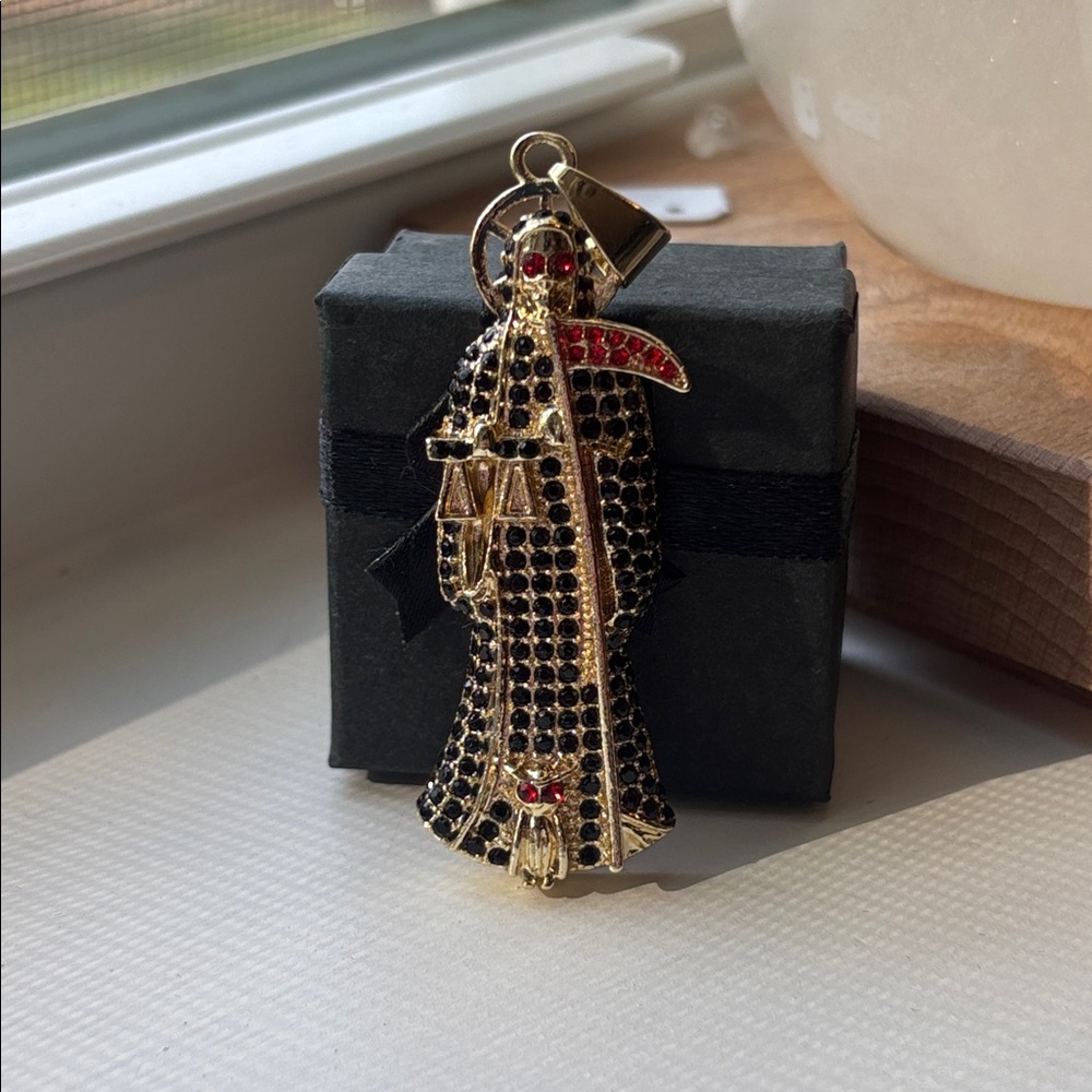 Gold Plated Grim Reaper Santa Muerte Large Pendant Black Red Crystal Gothic - Picture 10 of 10